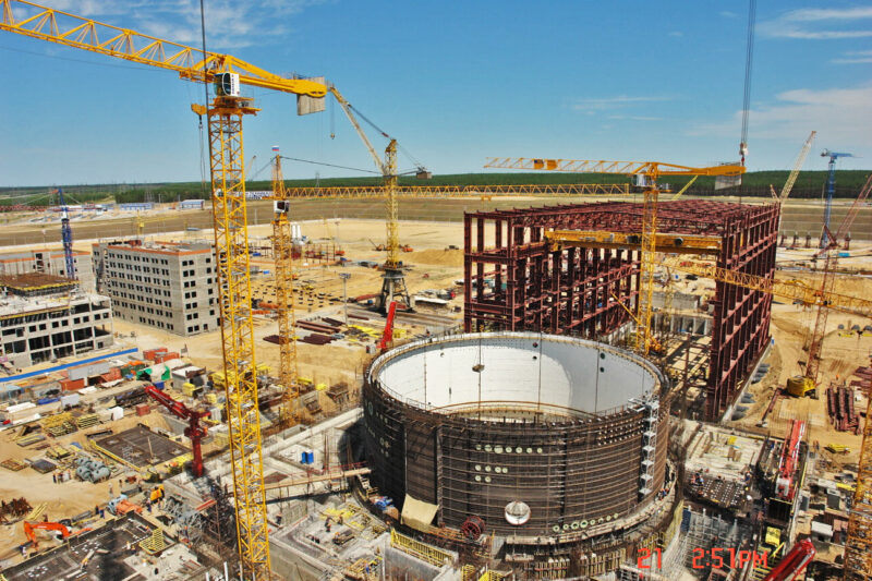 Російські компанії активно будують нові ядерні реактори, незважаючи на міжнародні санкції