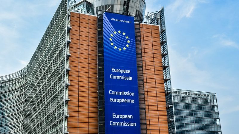 Європарламент схвалив новий склад Єврокомісії