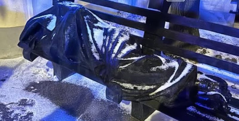 У Варшаві медики прибули на виклик через пам’ятник