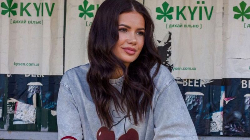 Аліна Шаманська судиться з Русланом Ханумаком