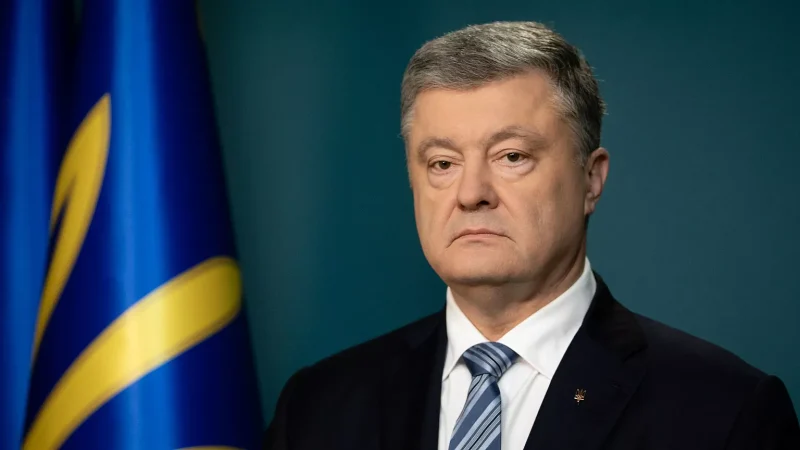 Порошенко програв суд у справі про розподіл майна і не уникне санкцій