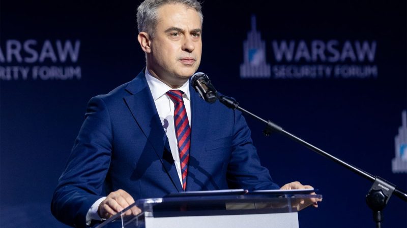 Польща може припинити підтримку Starlink для України через політичне вето
