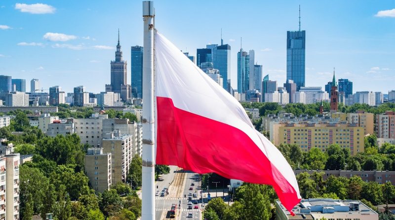 Польща заявила що не відправлятиме своїх військових до України